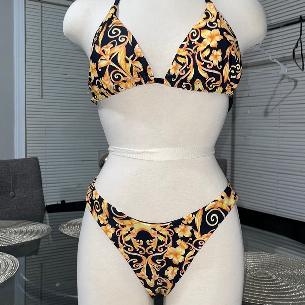 Two piece cheeky bikini